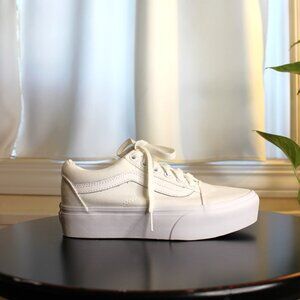 SOLD: Vans Old Skool Platform Sneakers